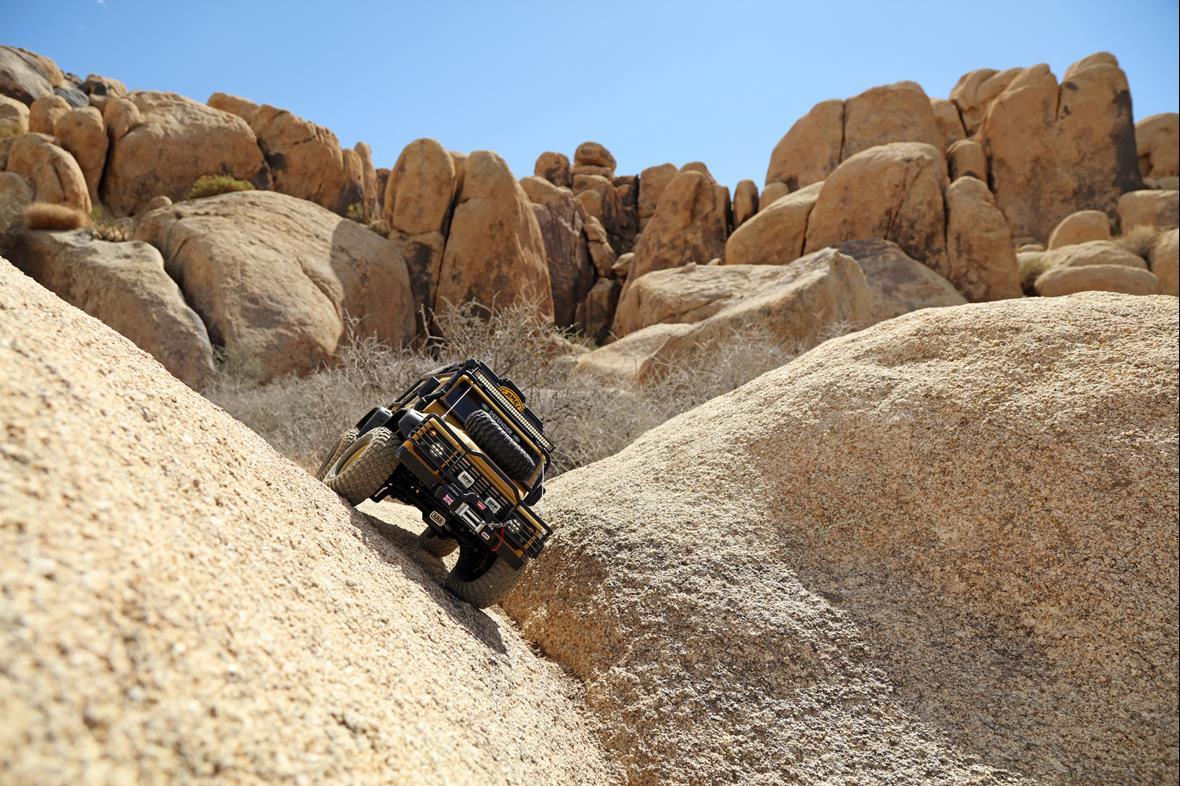 Overland Rccrawler CAMEL: Customized RC Overland Crawler, Traxxas TRX-4 Defender | Radio ...